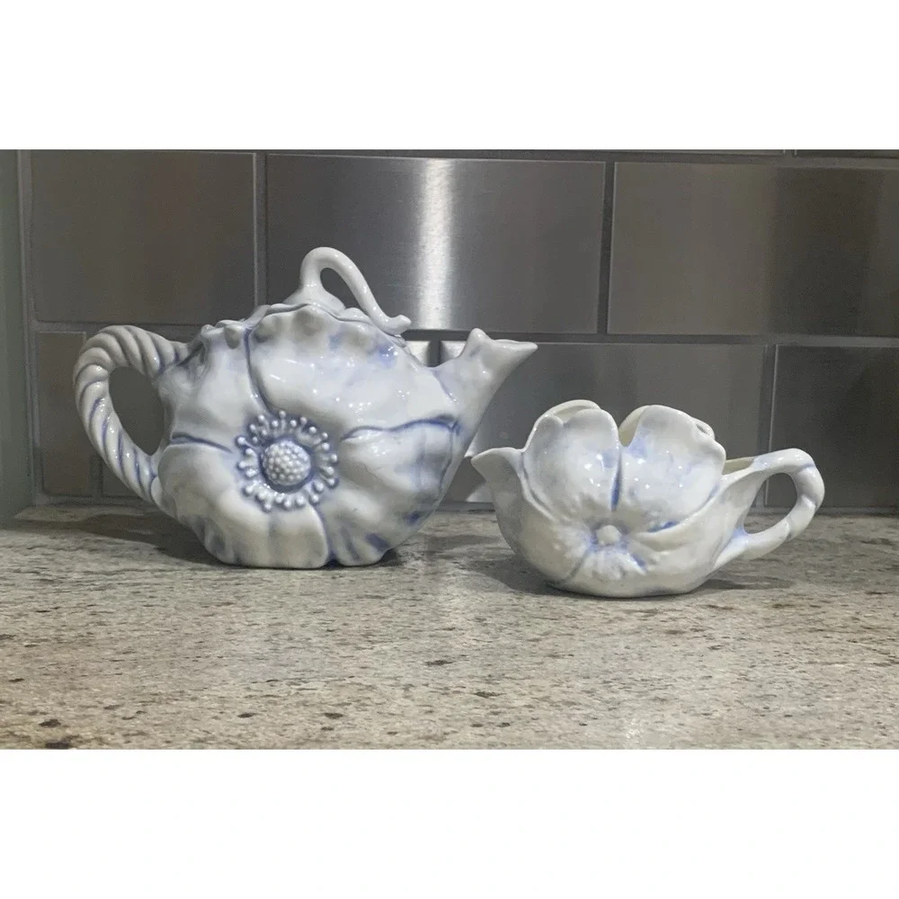 Vintage Tea Pot‎ Crafts Porcelain blue Poppy Flower Teapot set.